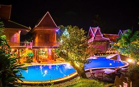 Palm House Boutique Resort  3*